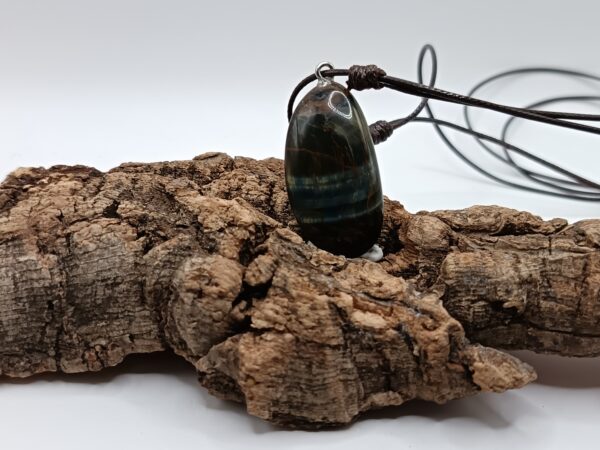 COLGANTE CON HUECO OJO DE HALCON - Imagen 2