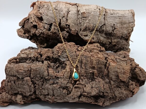 COLLARES DE ACERO INOXIDABLES BAÑADOS EN ORO GOTA DE TURQUESA