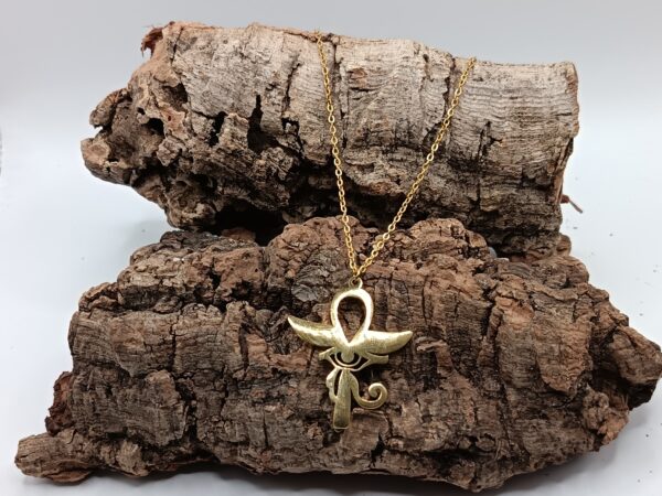 COLLARES DE ACERO INOXIDABLE BAÑADOS EN ORO OJO DE HORUS