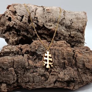 COLLARES DE ACERO INOXIDABLE BAÑADOS EN ORO CRUZ DE CARAVACA