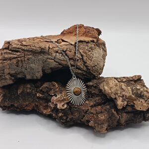COLLARES DE ACERO INOXIDABLES PLATEADOS SOL CON OJO DE TIGRE
