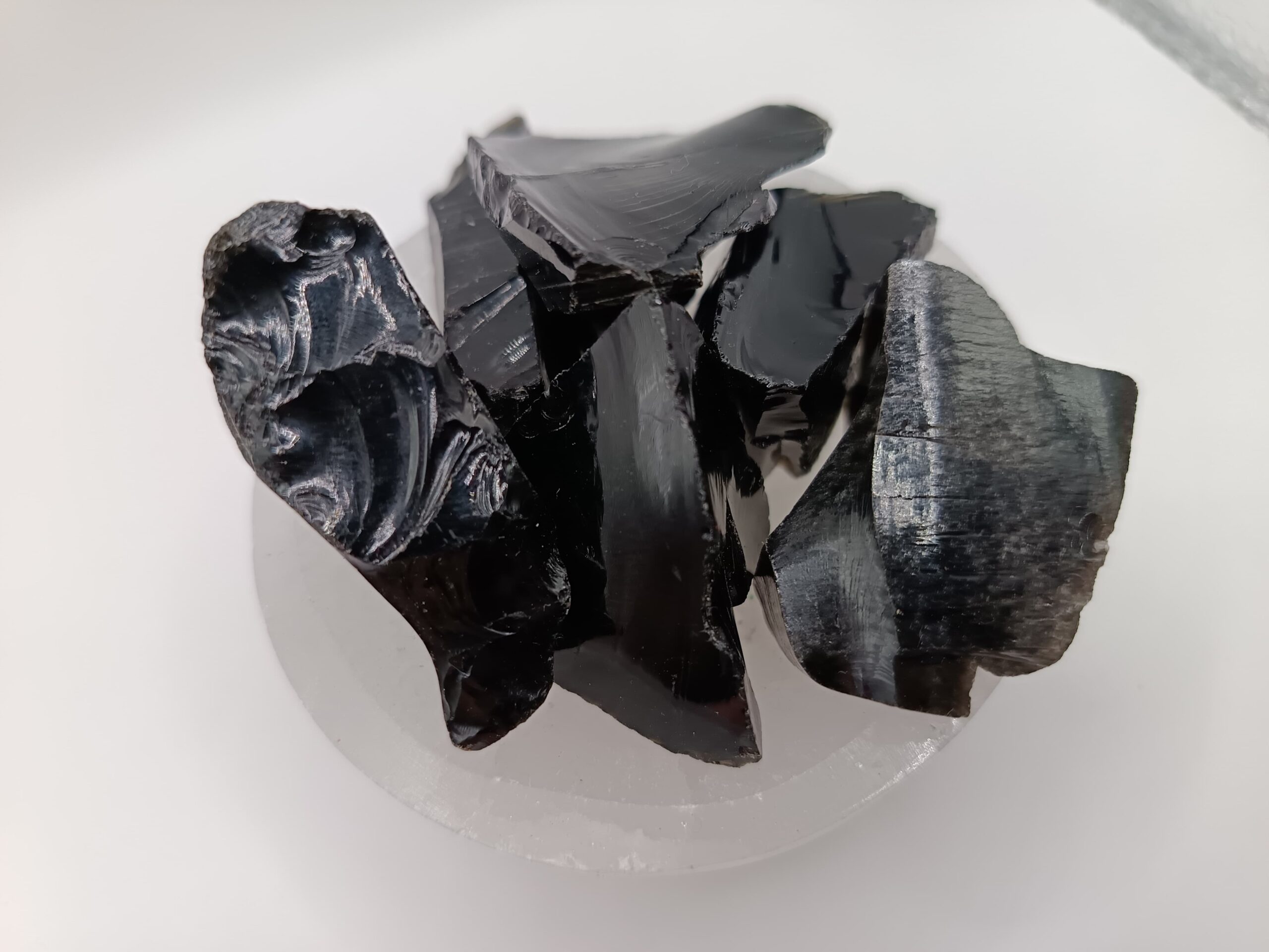 OBSIDIANA NEGRA EN BRUTO - Imagen 3