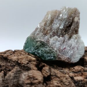TURMALINAS VERDE BLENDA MICA DE LEPIDONITA DE COLECCIÓN
