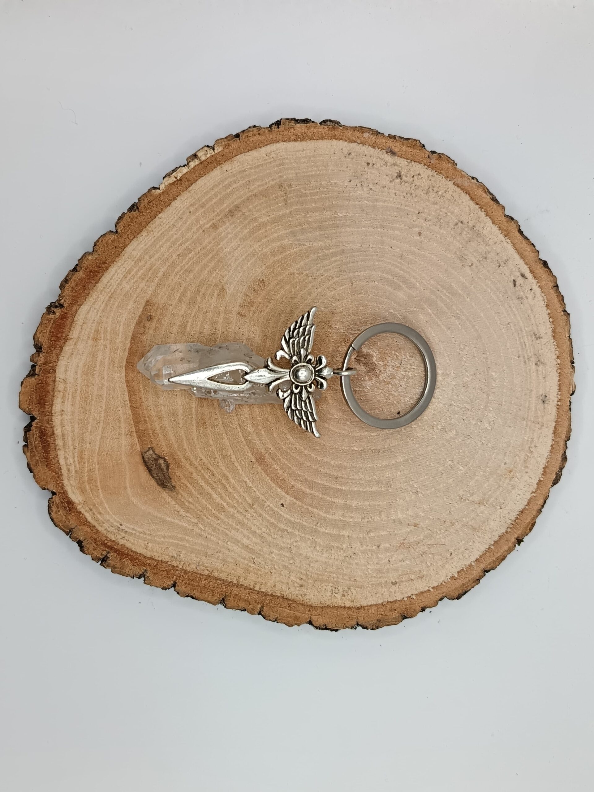 LLAVEROS DE ÁNGEL CON CUARZO CRISTAL