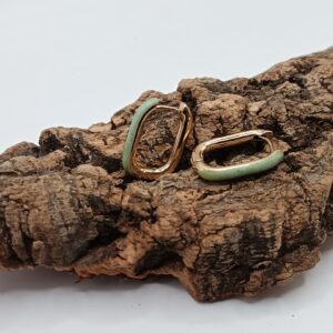ARITOS ALARGADOS CON VERDE